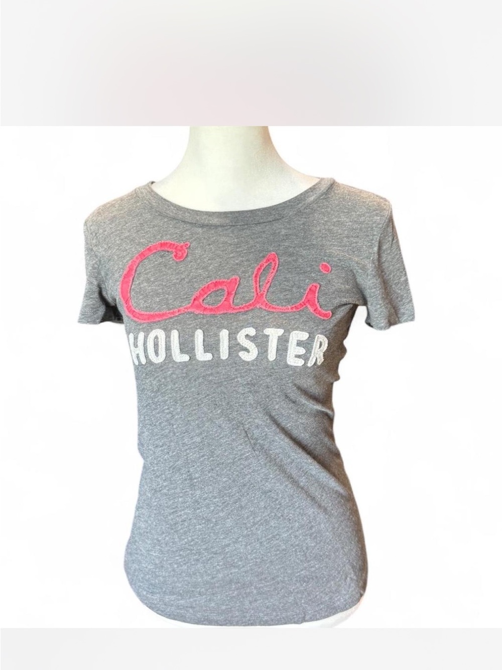 Y2k Hollister Gray Tee with Pink "Cali" Script